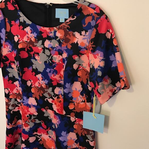 CeCe a-line floral dress - Picture 3 of 5